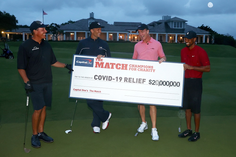 Woods vainqueur, 20 millions pour le Covid !