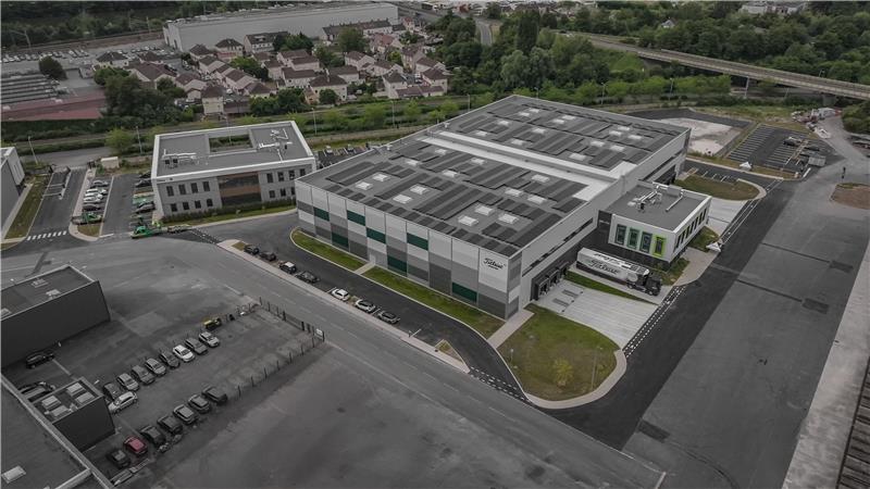 Acushnet inaugure son nouveau siège européen près de Paris