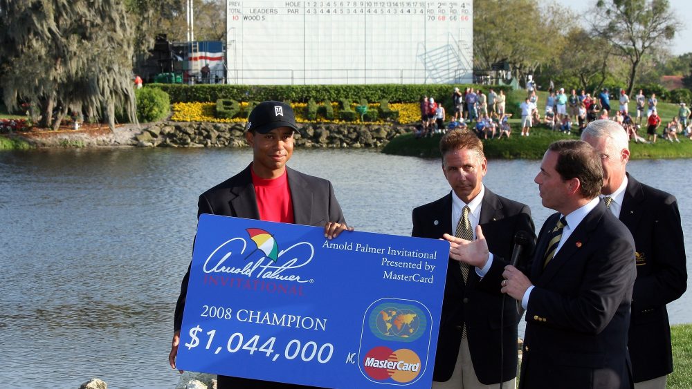 Tiger Woods, 2e sportif le plus riche au monde !